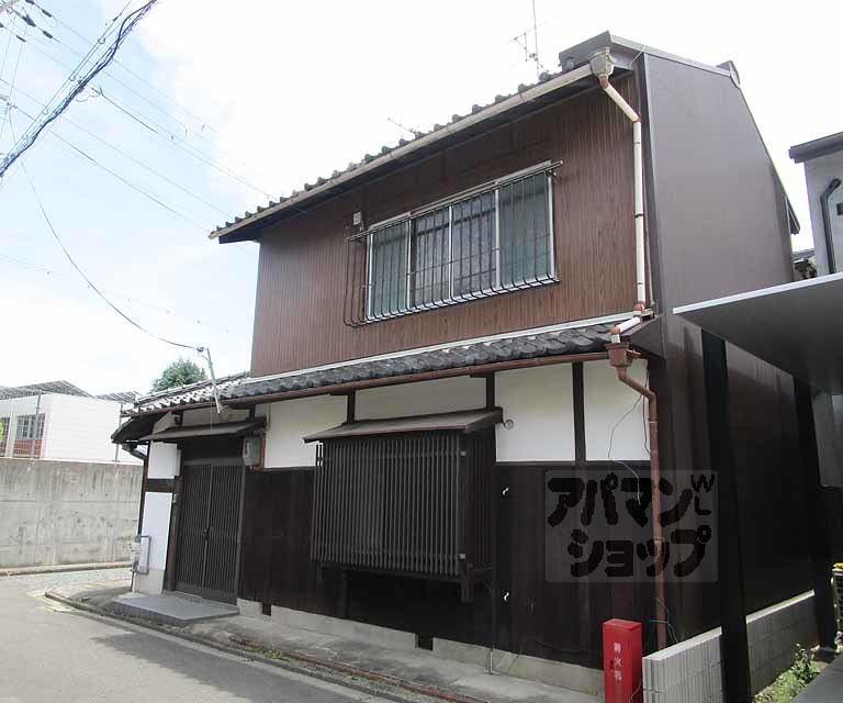 紫野東御所田町貸家30-1