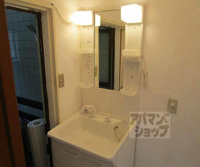 【上賀茂朝露ヶ原町1ー19貸家】間取