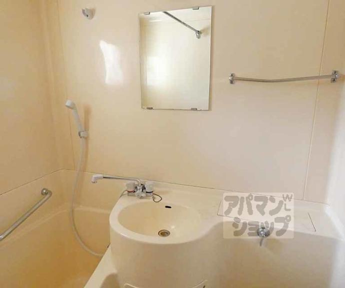 【サンライズヒガシラ】間取