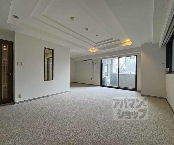 【ハイランドコート錦】間取