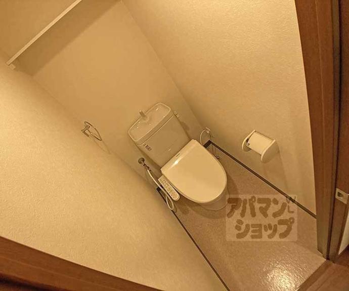 【エターナルコート三条】間取