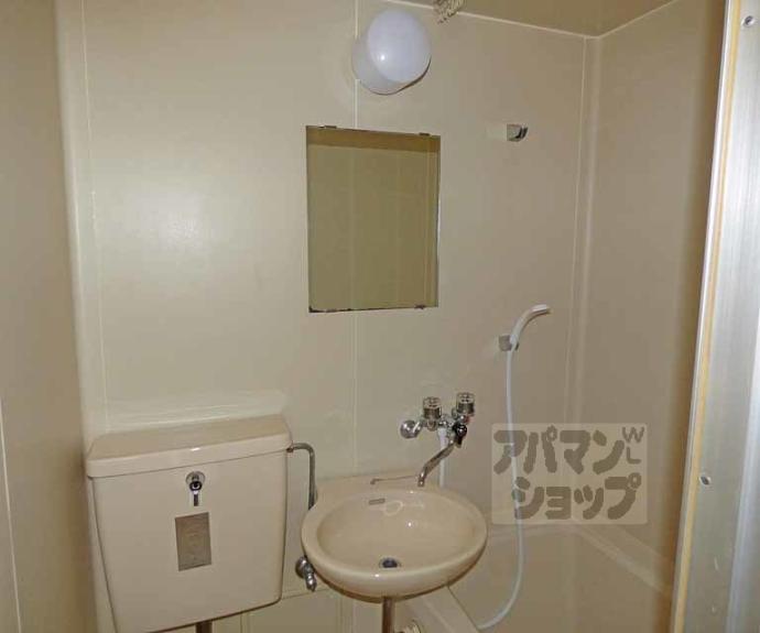 【メゾンド亜地路義】間取