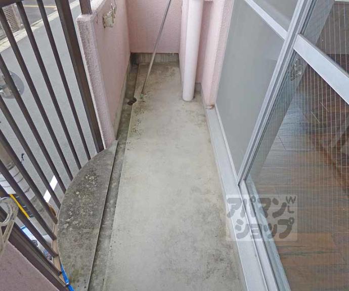 【メゾンド亜地路義】間取