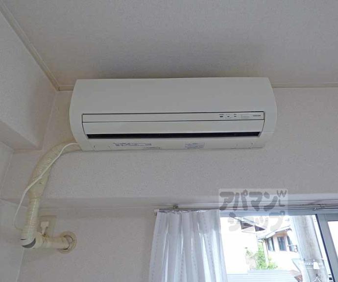 【メゾンド亜地路義】間取