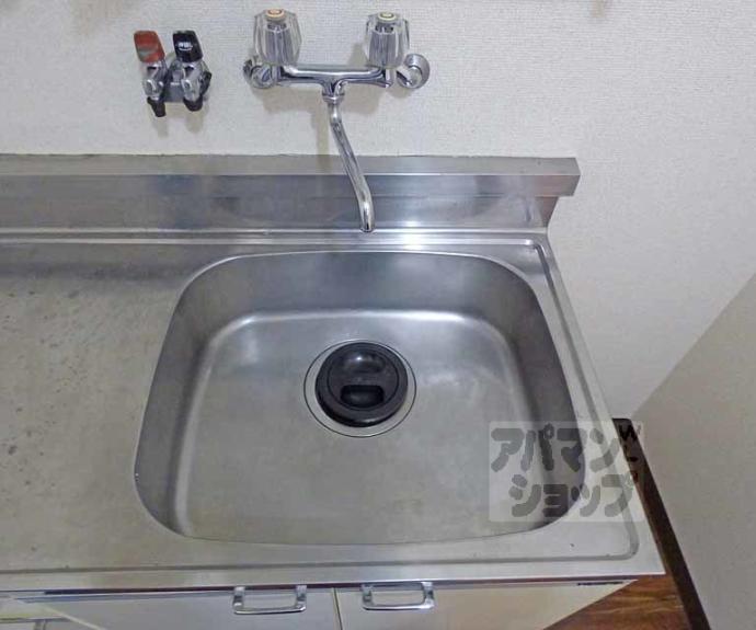 【メゾンド亜地路義】間取