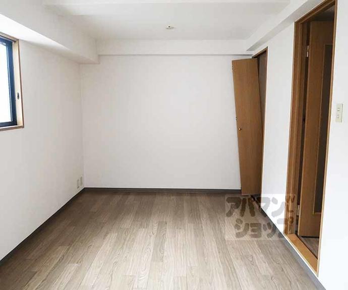 【ロイヤルヴィンテージ三十三間堂】間取