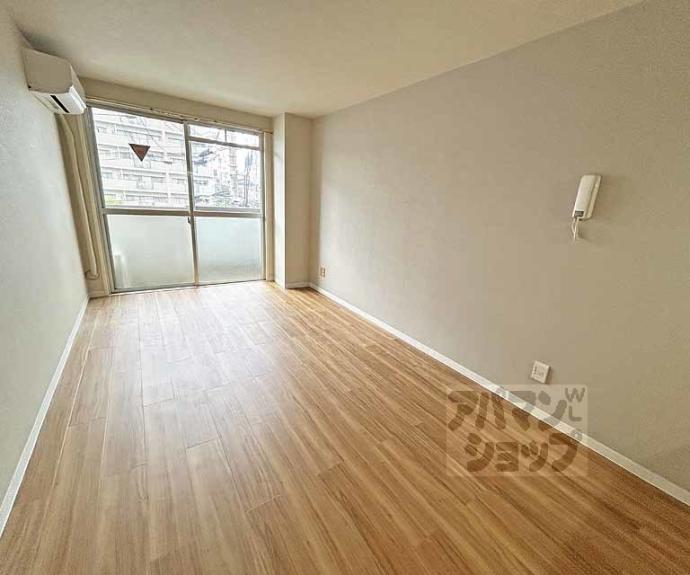 【AUBURN FUSHIMI MOMOYAMA】間取