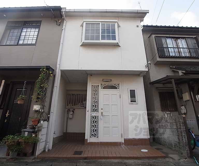 嵐山東海道町2-22貸家