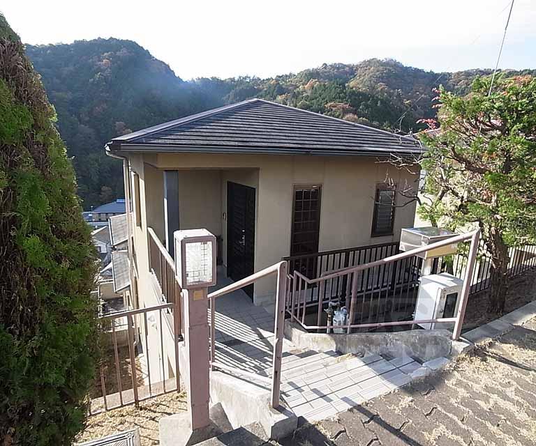 大枝北沓掛町三丁目貸家300-11