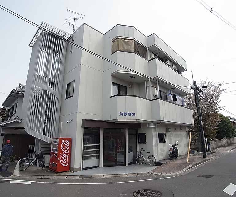 マンション前野