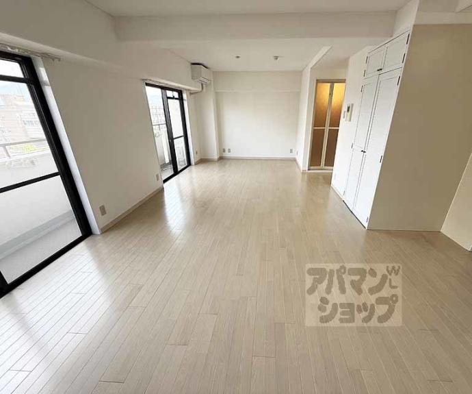 【エクレーヌ御池】間取