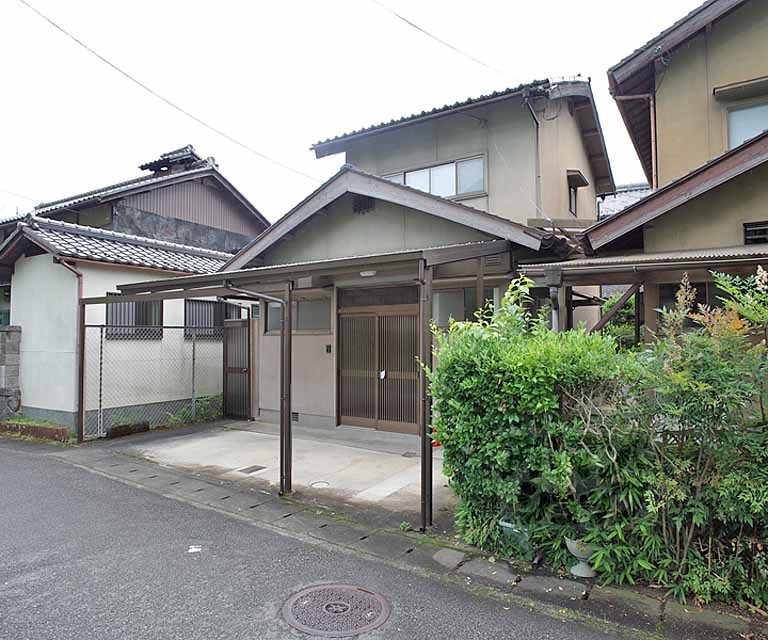 静市市原町貸家325-1