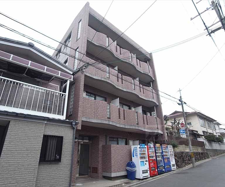 鈴木北白川小倉町マンション