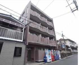 鈴木北白川小倉町マンション：間取図