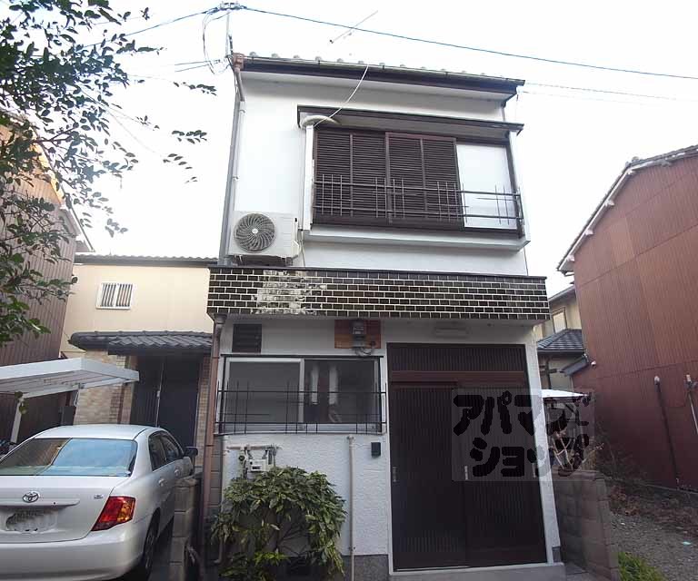 菱屋町貸家(伏見TRAD)