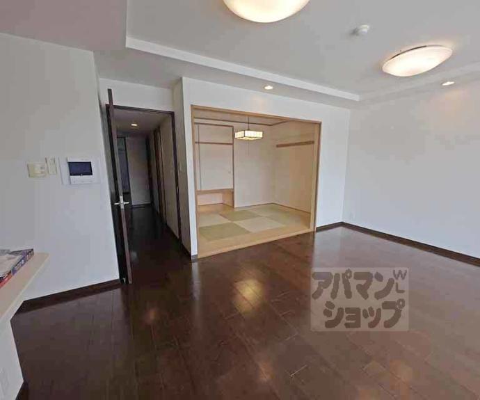 【グランクール河原町二条】間取