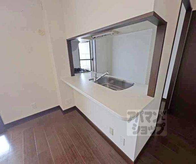 【グランクール河原町二条】間取