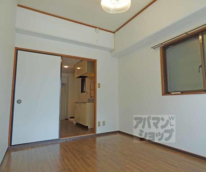 【シャロン下鴨】間取