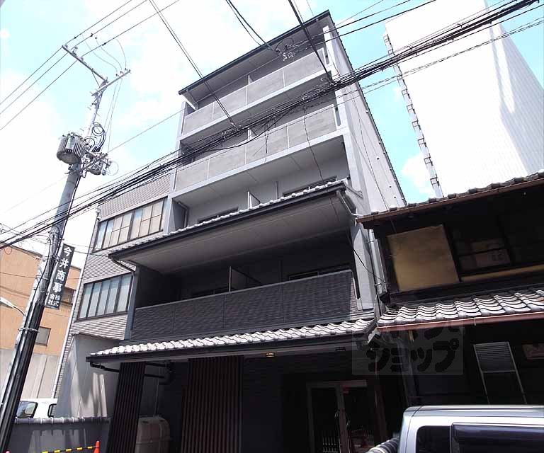 ラ・プルミエール烏丸五条