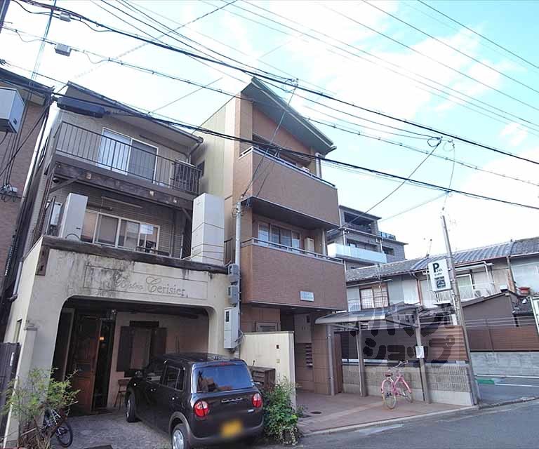 クレール フォンテーヌ