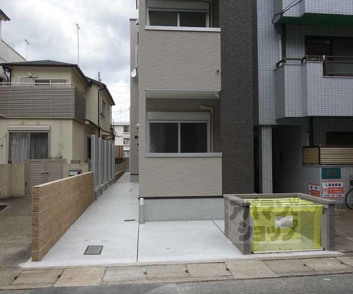 【ハーモニーテラス勧修寺平田町】間取