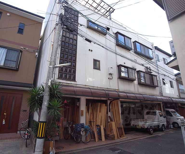 土肥マンション
