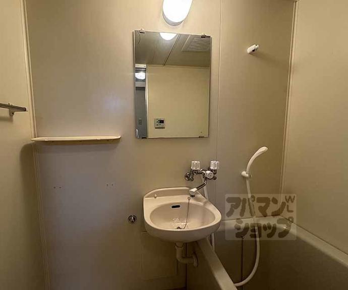 【カーサブリーゼ】間取