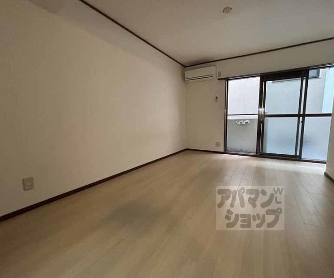 【トラスティ21】間取