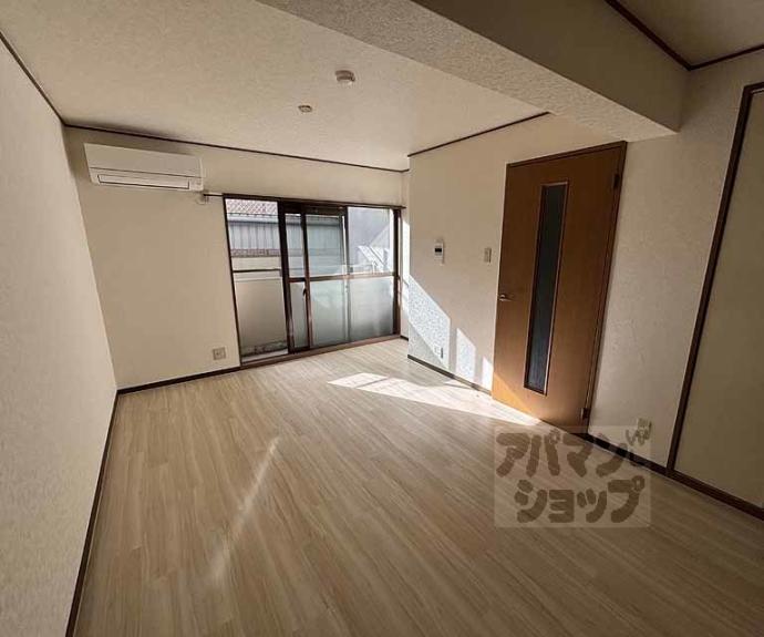 【トラスティ21】間取