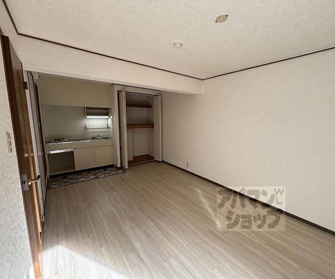 【トラスティ21】間取