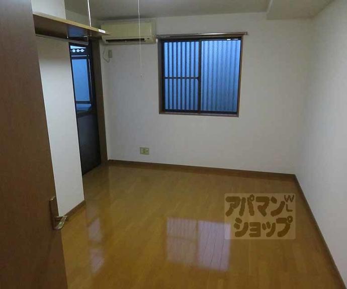 【フラッティ千本鞍馬口】間取