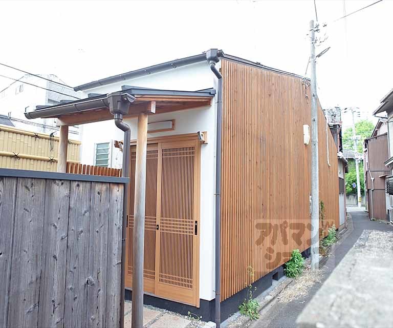 吉田牛ノ宮町18-7戸建