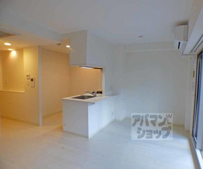 【プレサンス京大前】間取