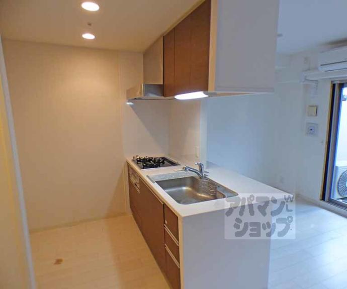 【プレサンス京大前】間取