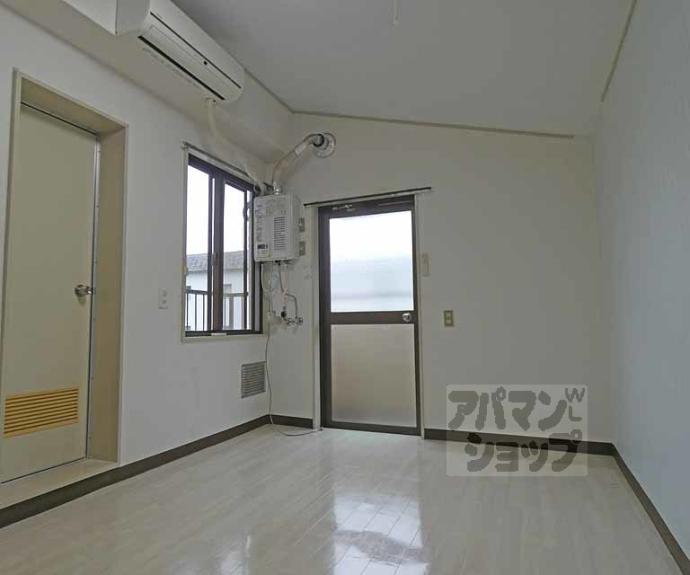 【ライブコート二軒茶屋】間取