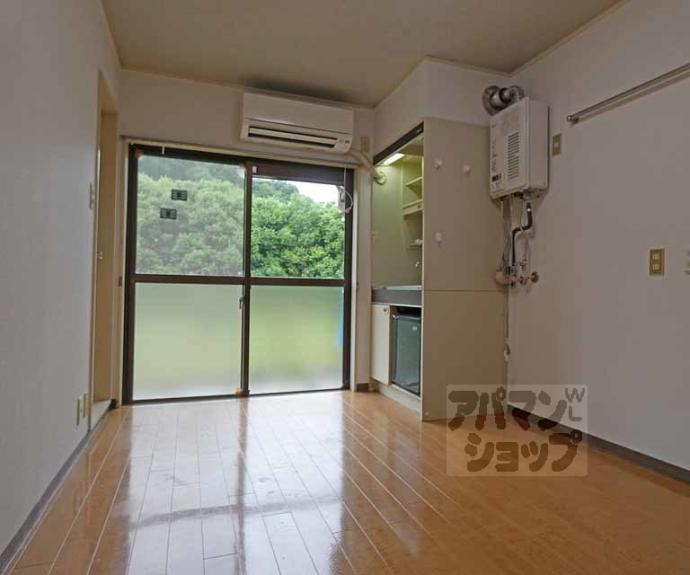 【ライブコート二軒茶屋】間取