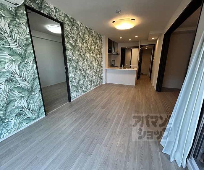 【パラドール太秦丸太町】間取