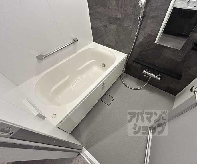 【パラドール太秦丸太町】間取