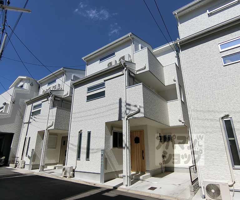 西京極前田町戸建住宅