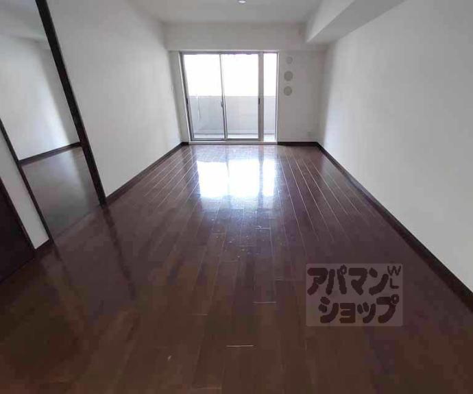 【エスリード四条室町】間取