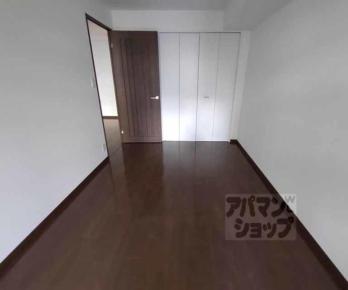 【エスリード四条室町】間取