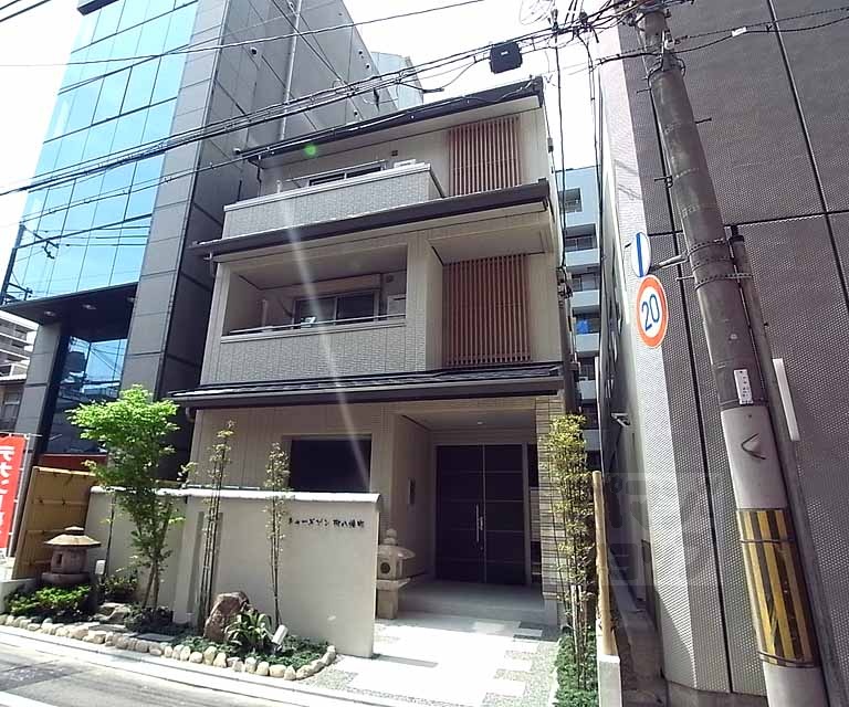 シャーメゾン柳八幡町