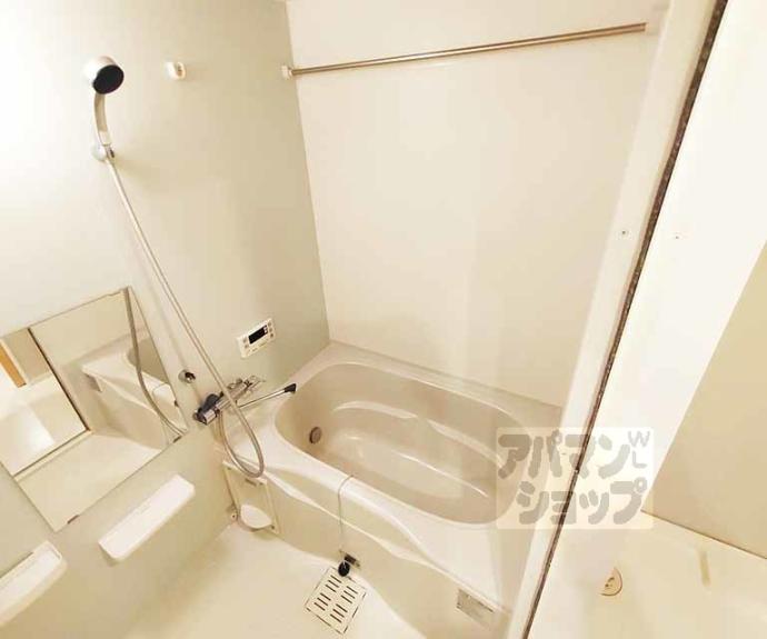 【ヴィラスタジオーネ御所南】間取