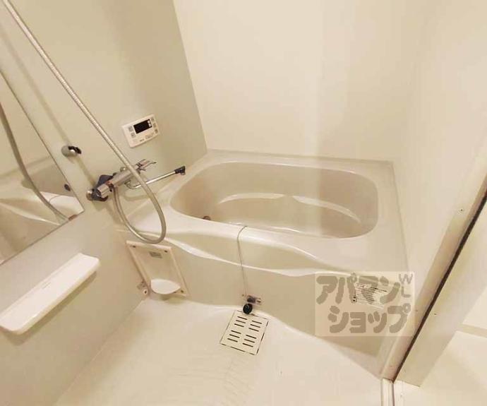 【ヴィラスタジオーネ御所南】間取