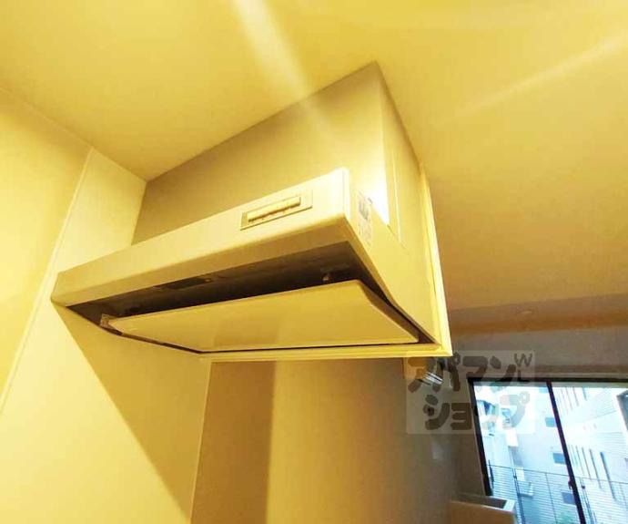 【ヴィラスタジオーネ御所南】間取