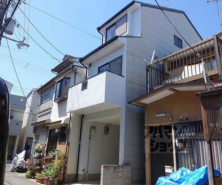 嵯峨野清水町8-56貸家