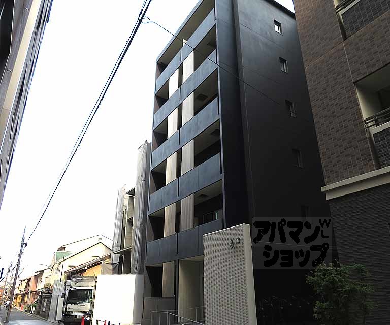 ＴＨＥ　ＲＥＳＩＤＥＮＣＥ　二条駅前